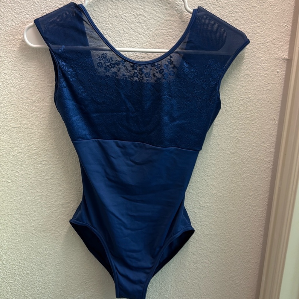 Women’s dance leotard